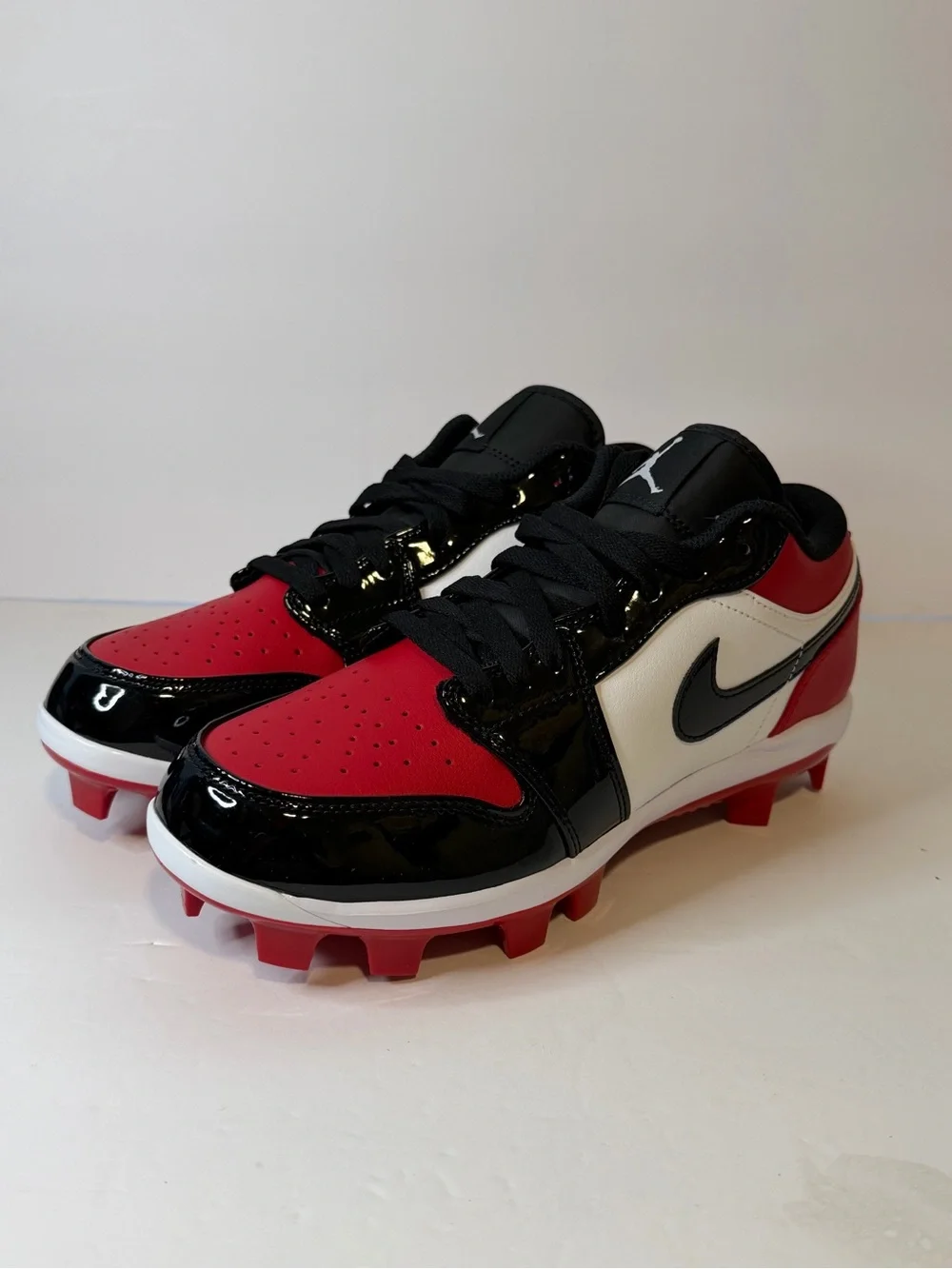 Jordan 1 Retro MCS low Patent Bred toe size 8 men’s